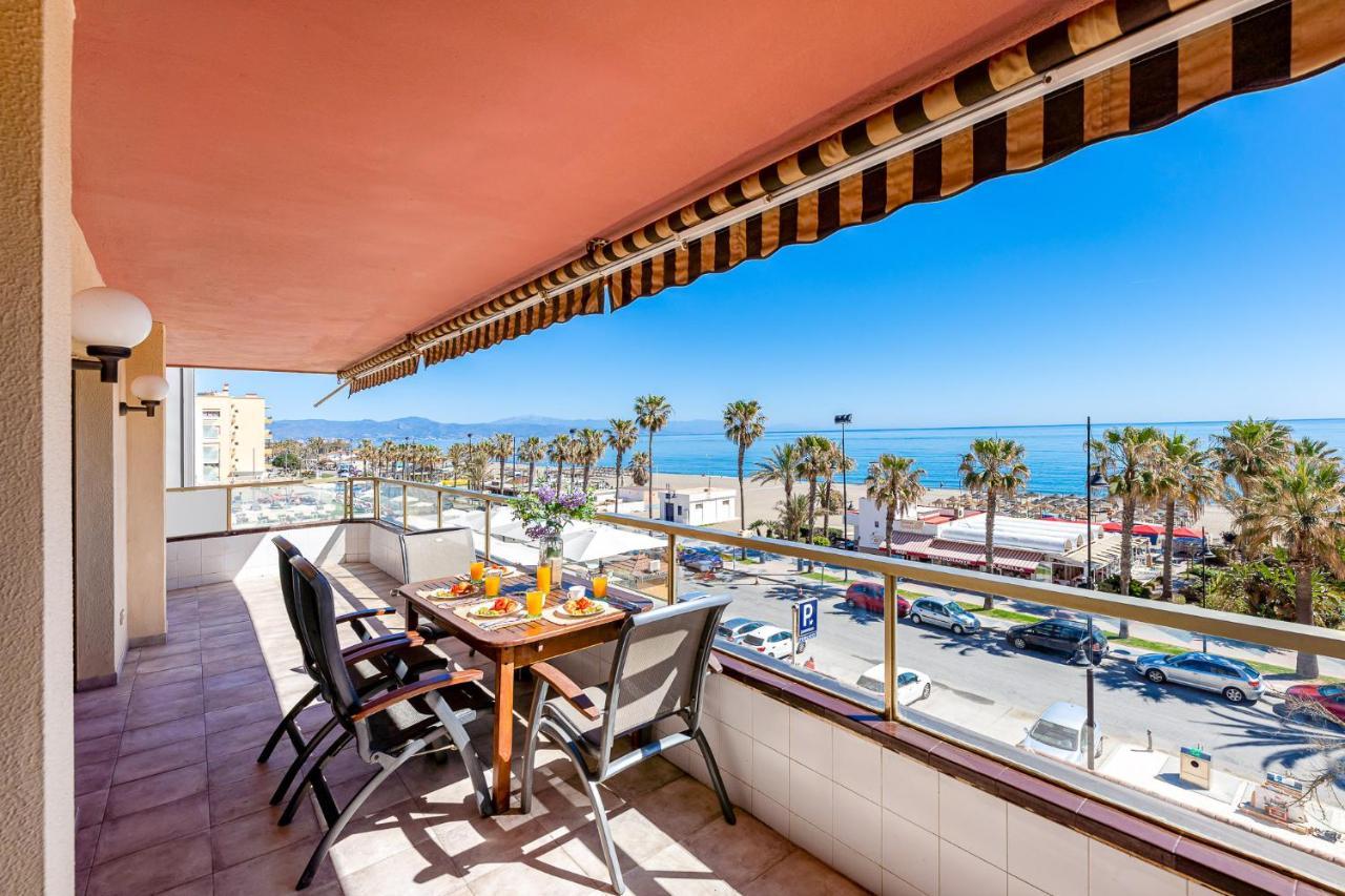 797 Holiday Rentals - Amplio Piso Con Terraza En Primera Linea De Playa 토레몰리노스 외부 사진
