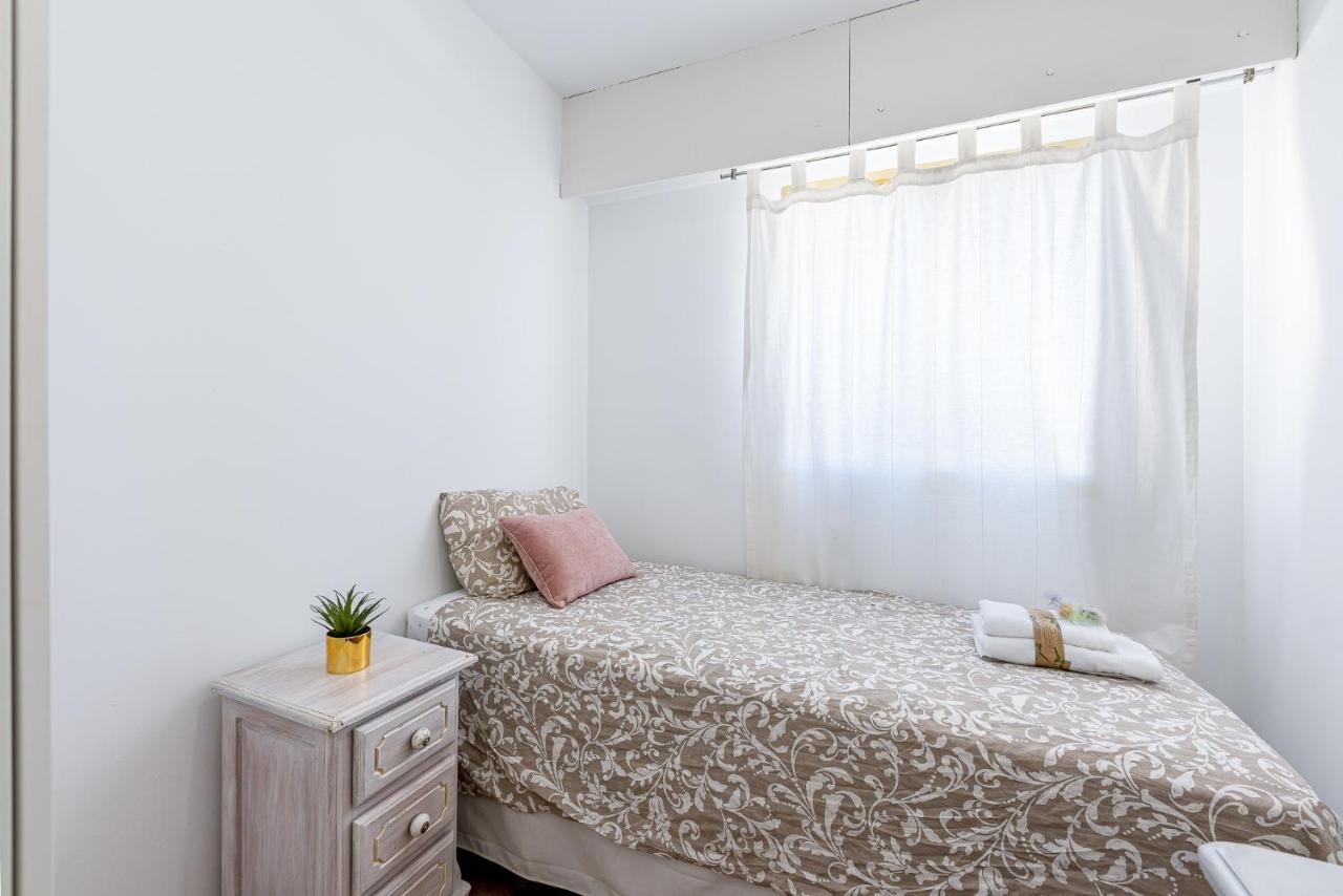 797 Holiday Rentals - Amplio Piso Con Terraza En Primera Linea De Playa 토레몰리노스 외부 사진